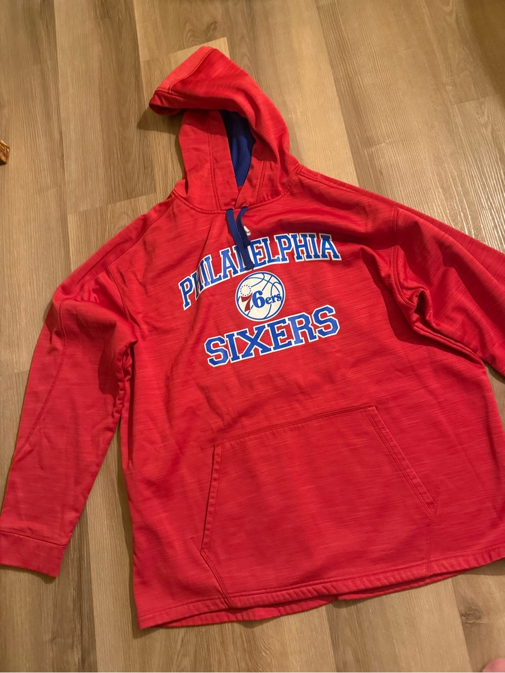 Majestic Red Philadelphia Sixers Crewneck Hoodie